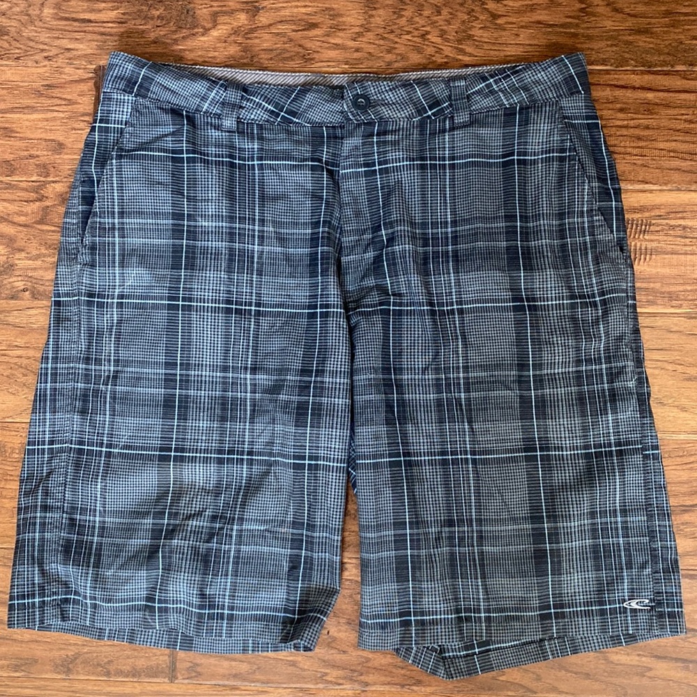 Mens 38 O’Neill short